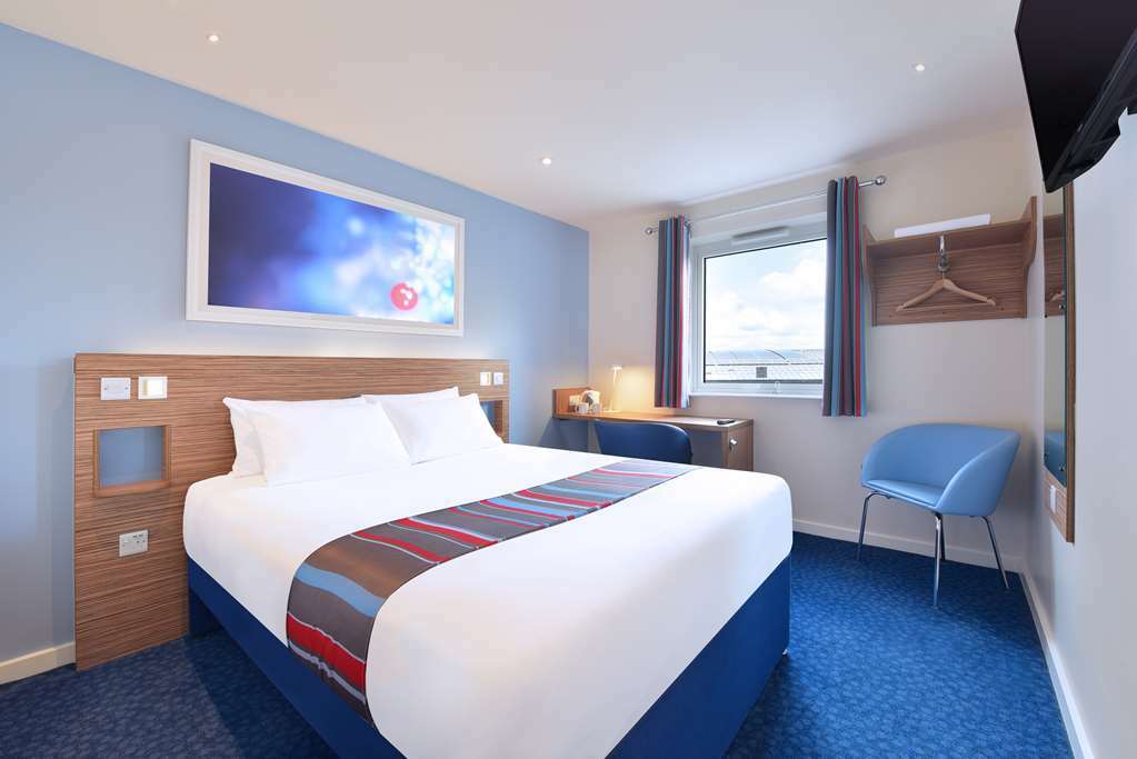 Travelodge Wirral Eastham Hooton Quarto foto